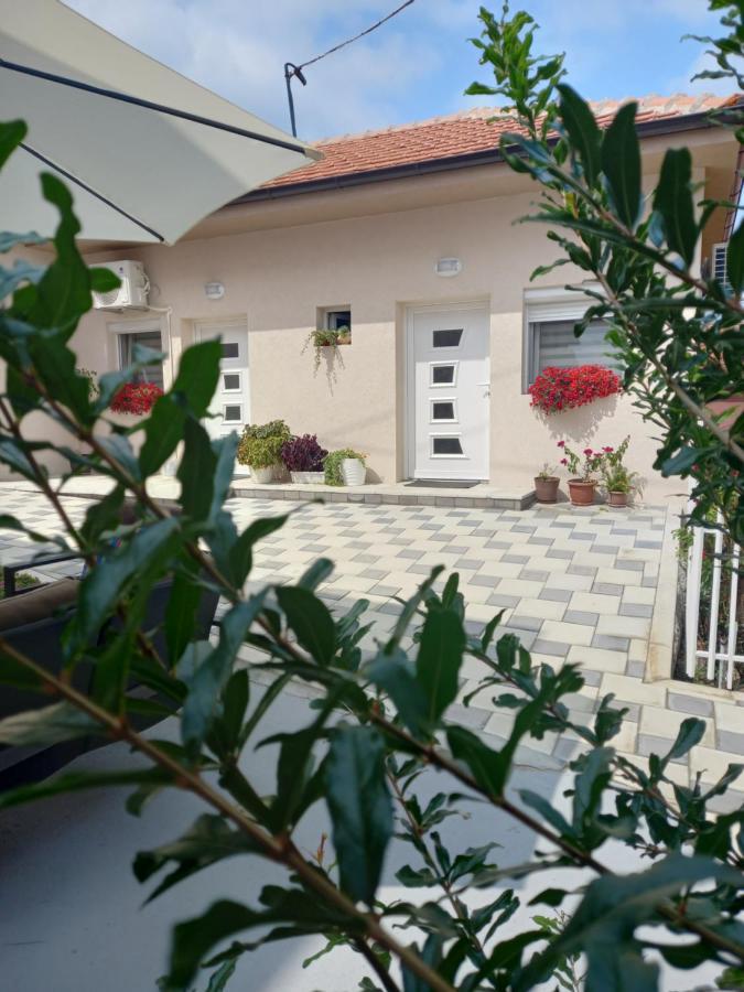Leda Apartmani Smederevo Exterior photo